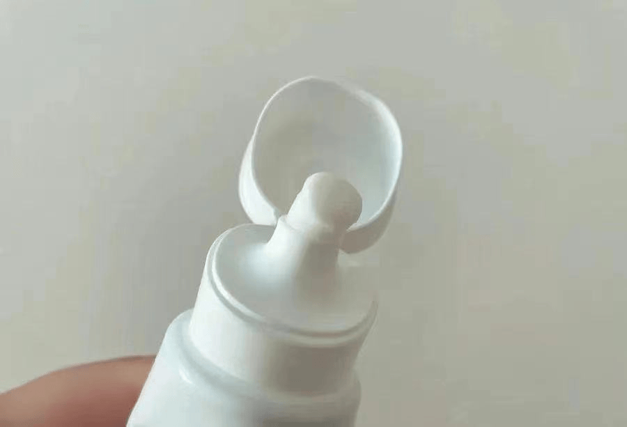 的洗衣凝珠是“智商税”吗？新葡京娱乐一颗能洗1桶衣服(图1)